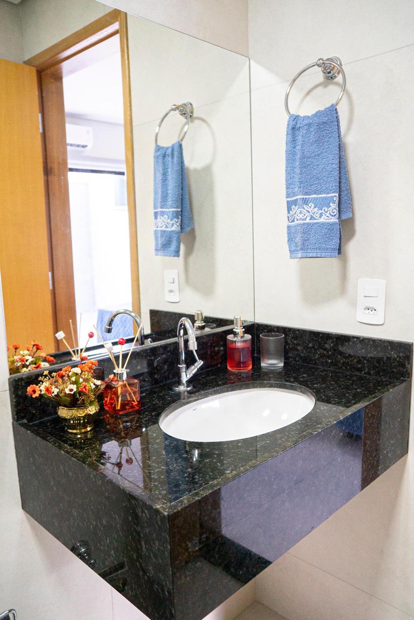 Apartment A De *
